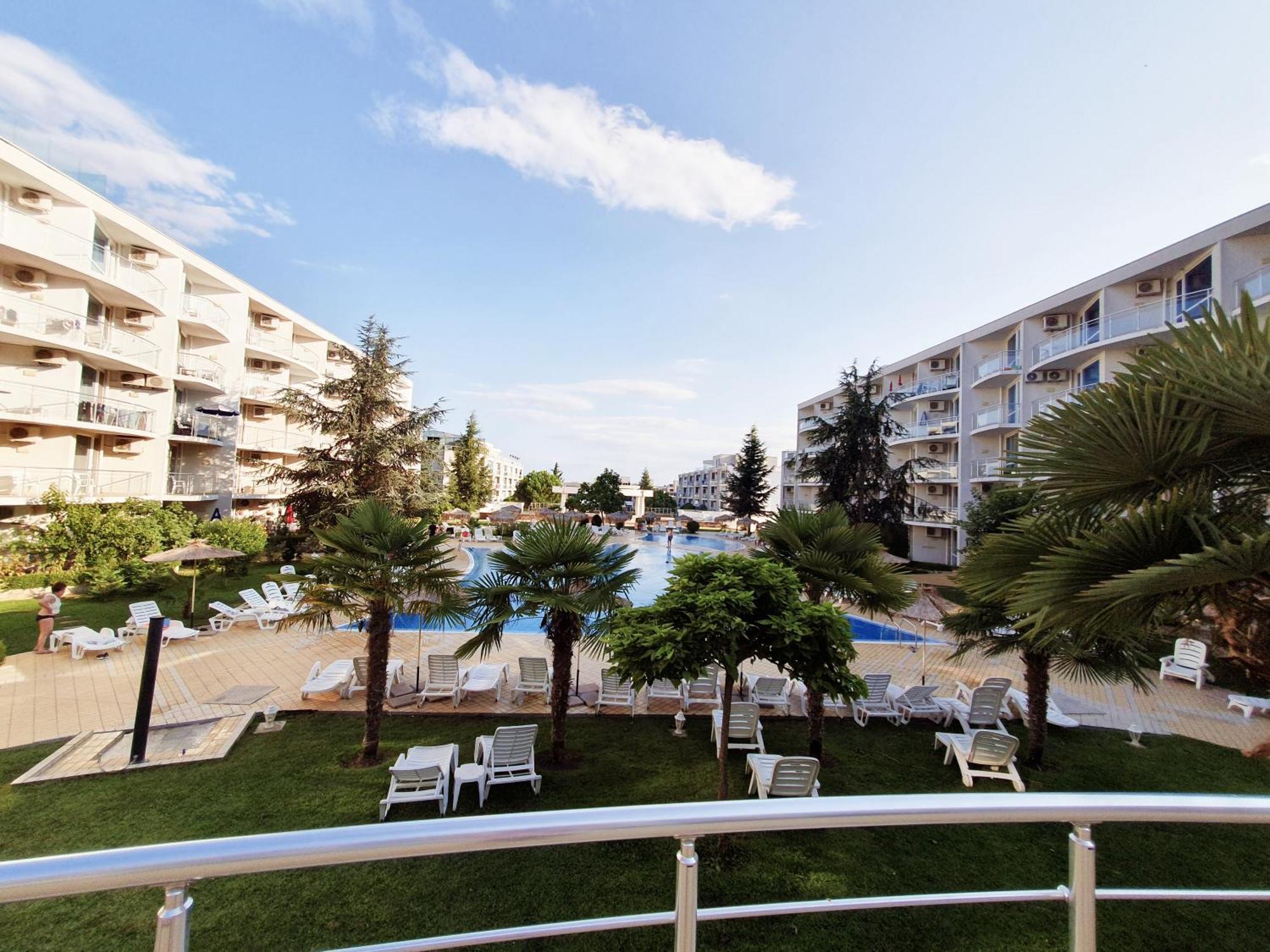 Elena'S Lux Aparthotel - Town & Sea View - Atlantis Spa Sarafovo Esterno foto